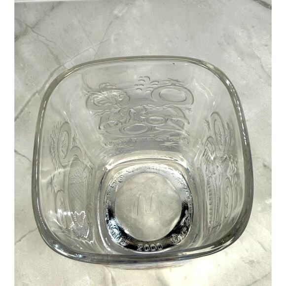 2000 Millennium McDonalds Walt Disney World EPCOT Celebration Square Glass 14 oz - Picture 6 of 6